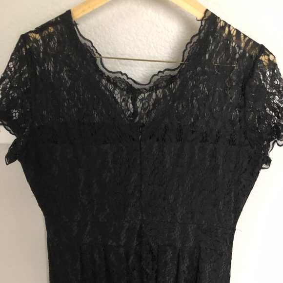 Dress - Picture 2 of 4